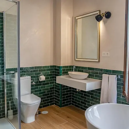 Florentia San Nicolas Apartment